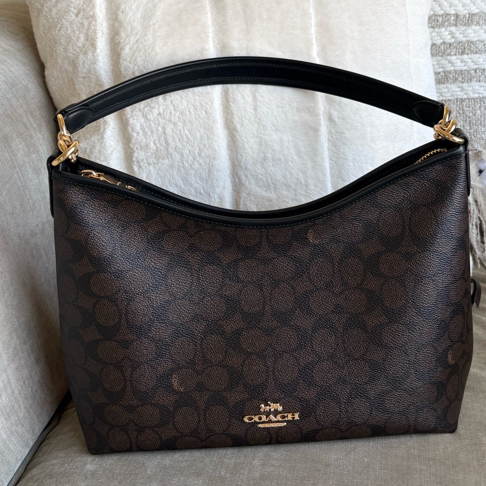 Coach Laurel in Signature Canvas